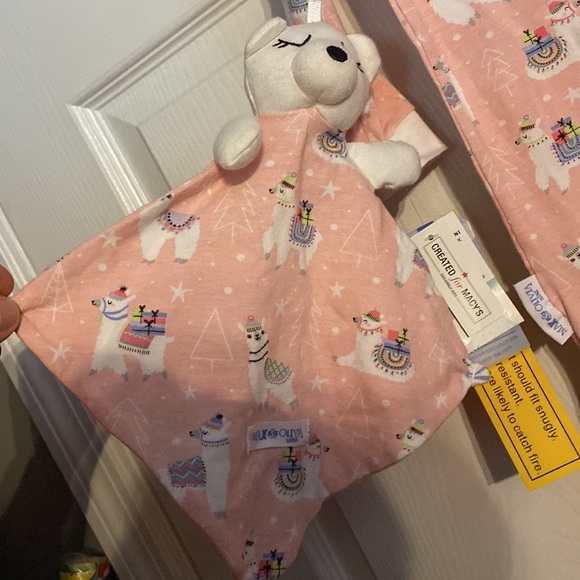 Max & Olivia Mini 2 Piece Pajama Llama Print Coverall w/ Blankie Baby Bear ~ NWT - Picture 6 of 10